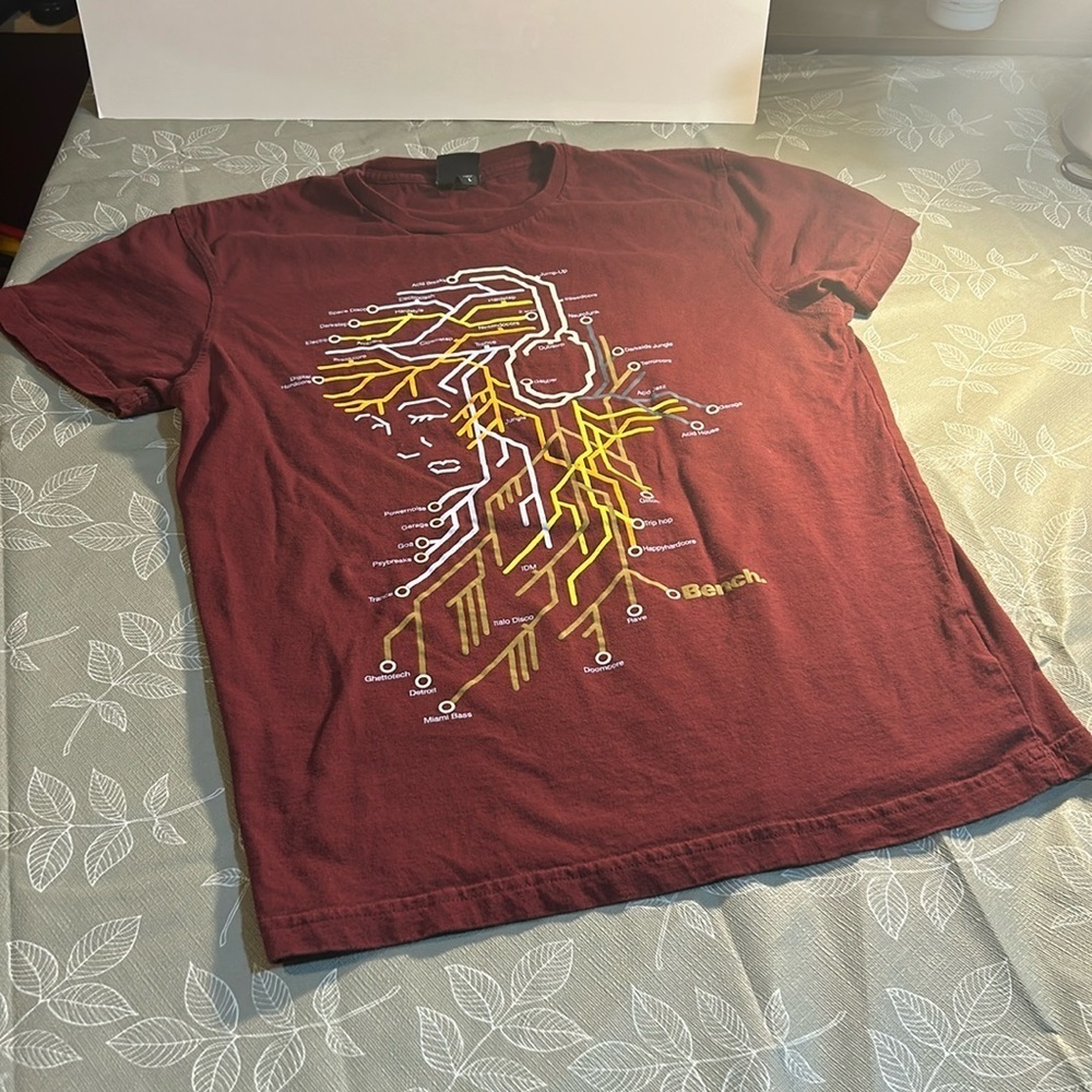 Bench. Men’s T-Shirt.